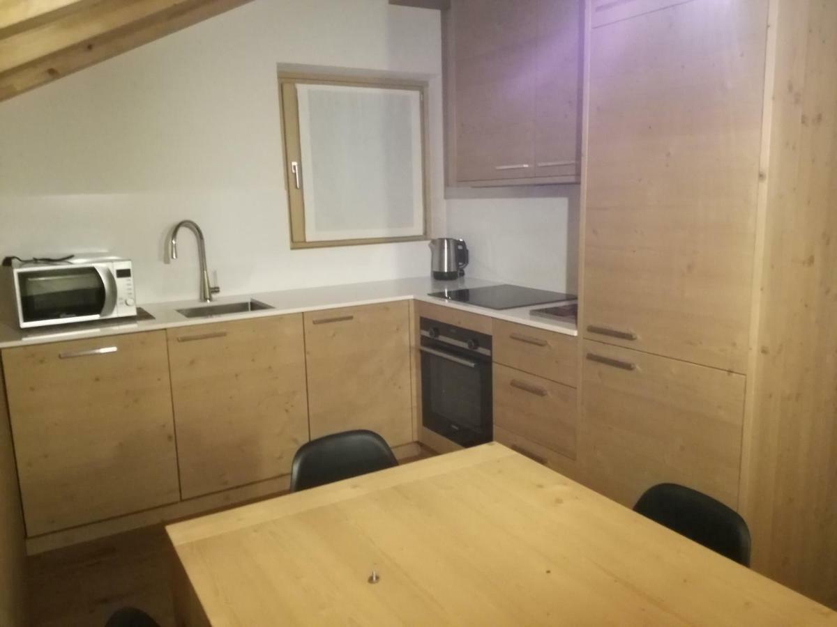 Paul Di Cantoni Mauro Apartment